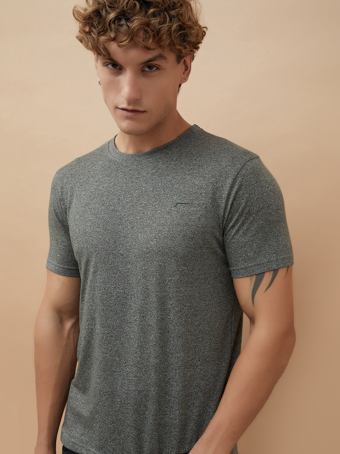 Image of V-MART Men Solid Round Neck Cotton Blend Blue T-Shirt