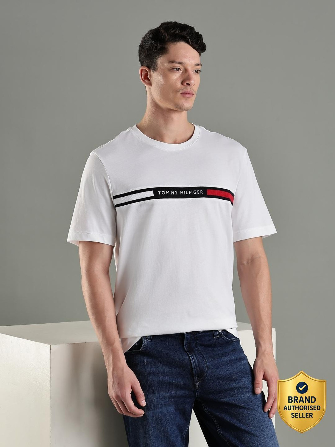 Image of TOMMY HILFIGER Men Printed Crew Neck Pure Cotton White T-Shirt