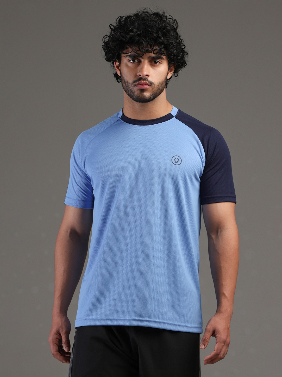 Image of HRX by Hrithik Roshan Men Printed Round Neck Polyester Black T-Shirt