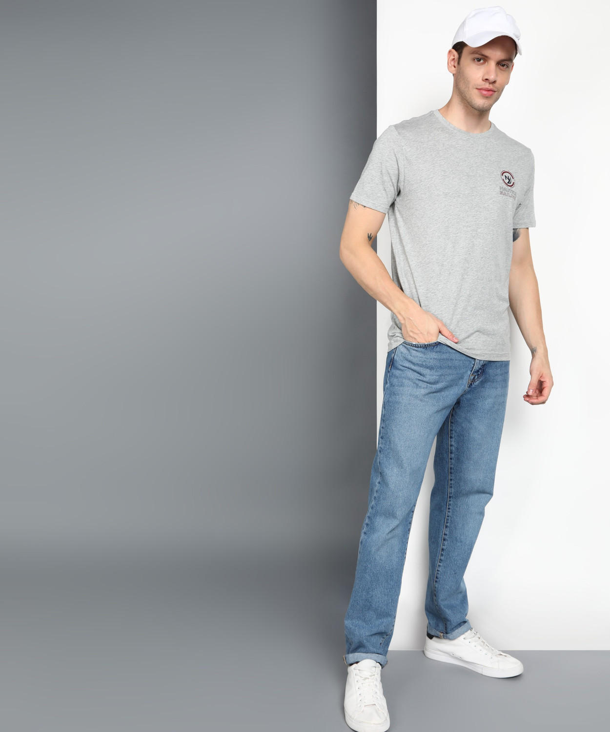 Image of NAUTICA Solid Men Round Neck Grey T-Shirt