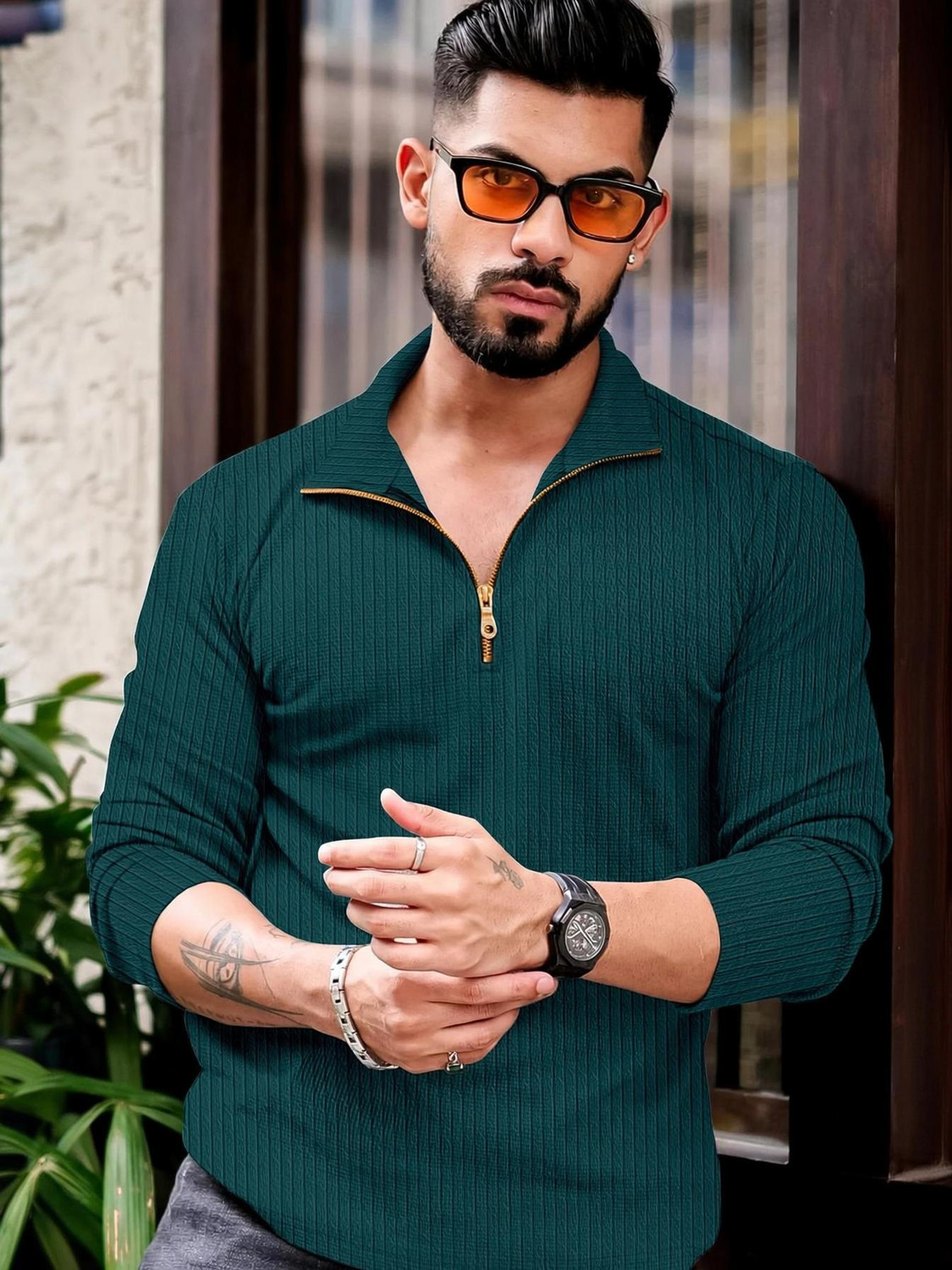 Image of GRIFFON VINCERO Men Solid Mandarin Collar Pure Cotton Red T-Shirt