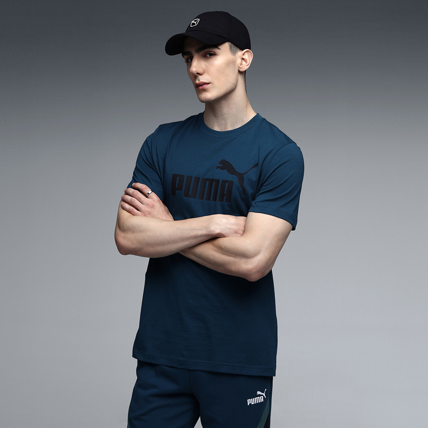 Image of PUMA Men Printed Crew Neck Pure Cotton White T-Shirt