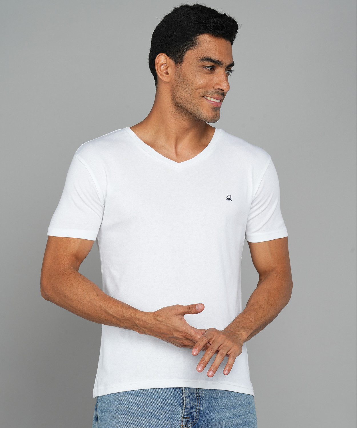 Benetton t shirts price in india sale