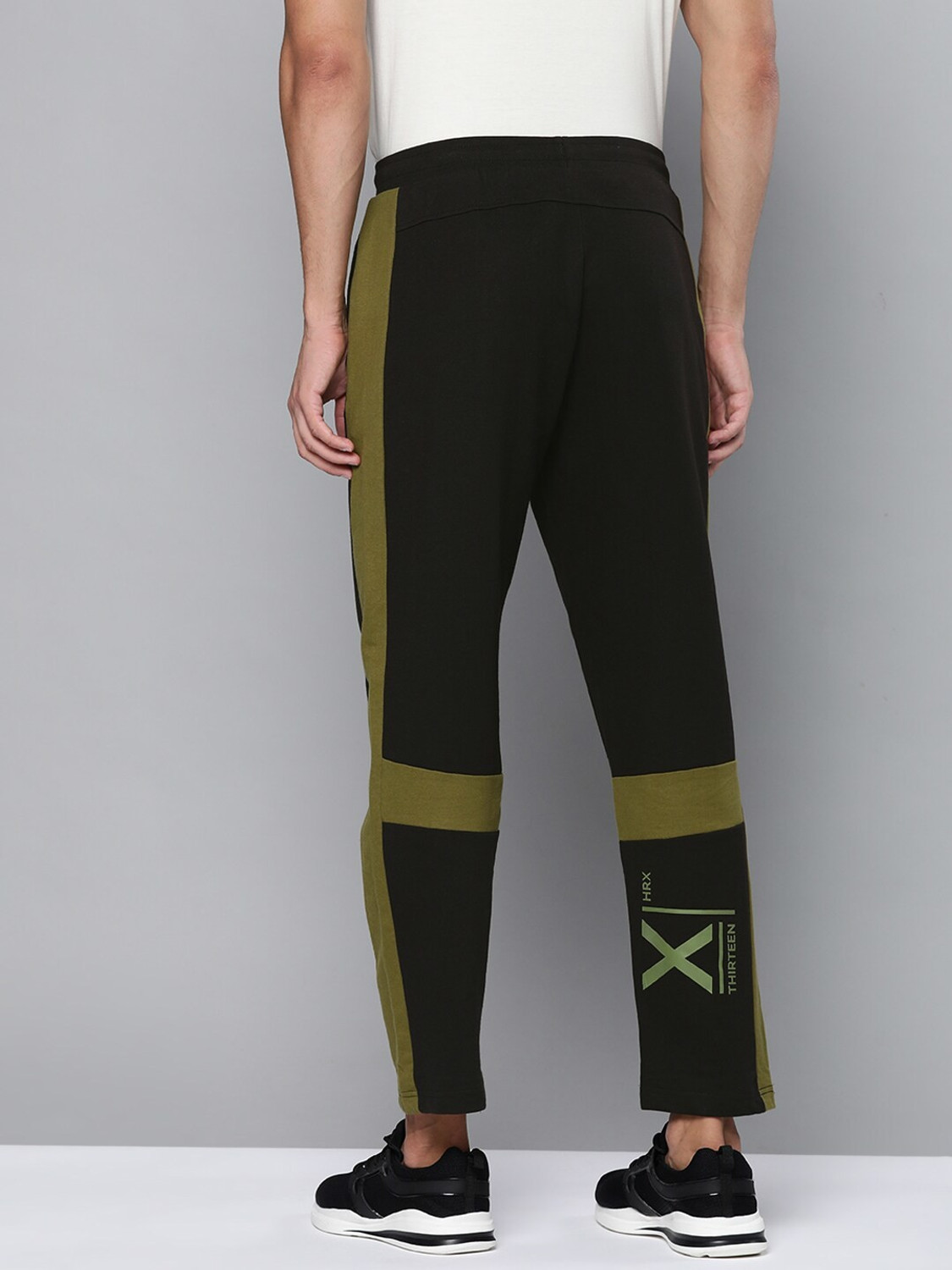 Buy HRX Active By Hrithik Roshan Men Olive Green Solid Joggers - Track Pants  for Men 8072419 | Myntra