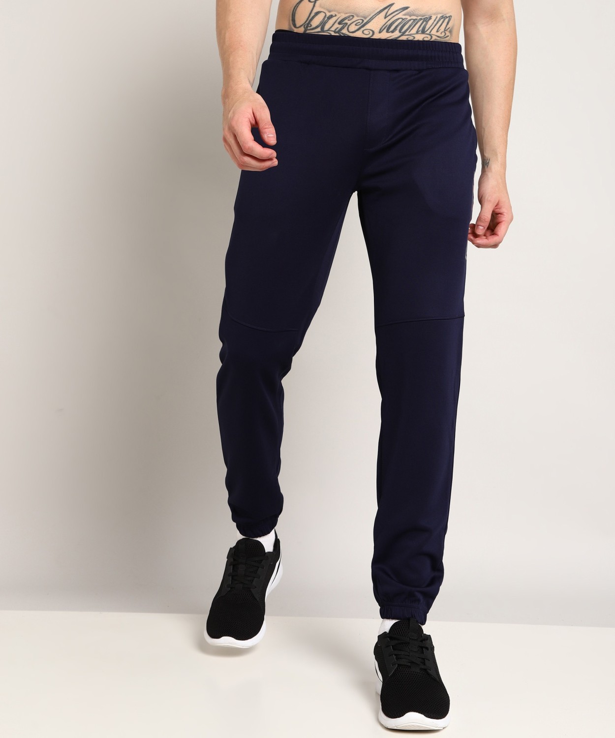 Prowl by Tiger Shroff Men's Joggers (2900503_Olive_X-Large) : Amazon.in:  Clothing & Accessories