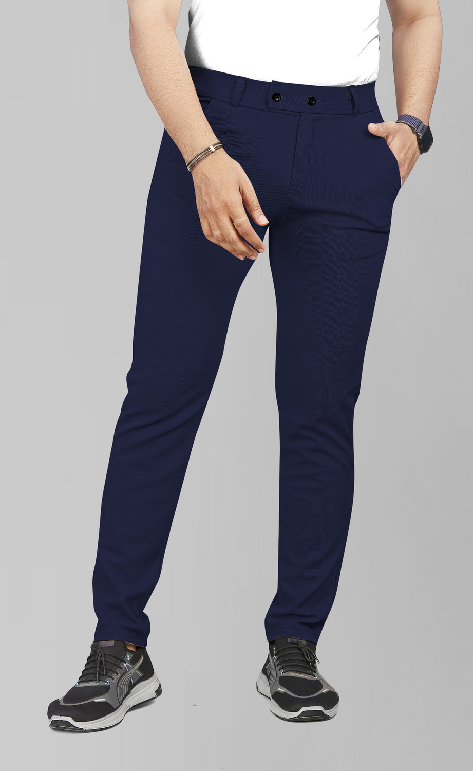 Image of COMBRAIDED Men Loose Fit Silver Lycra Blend Trousers