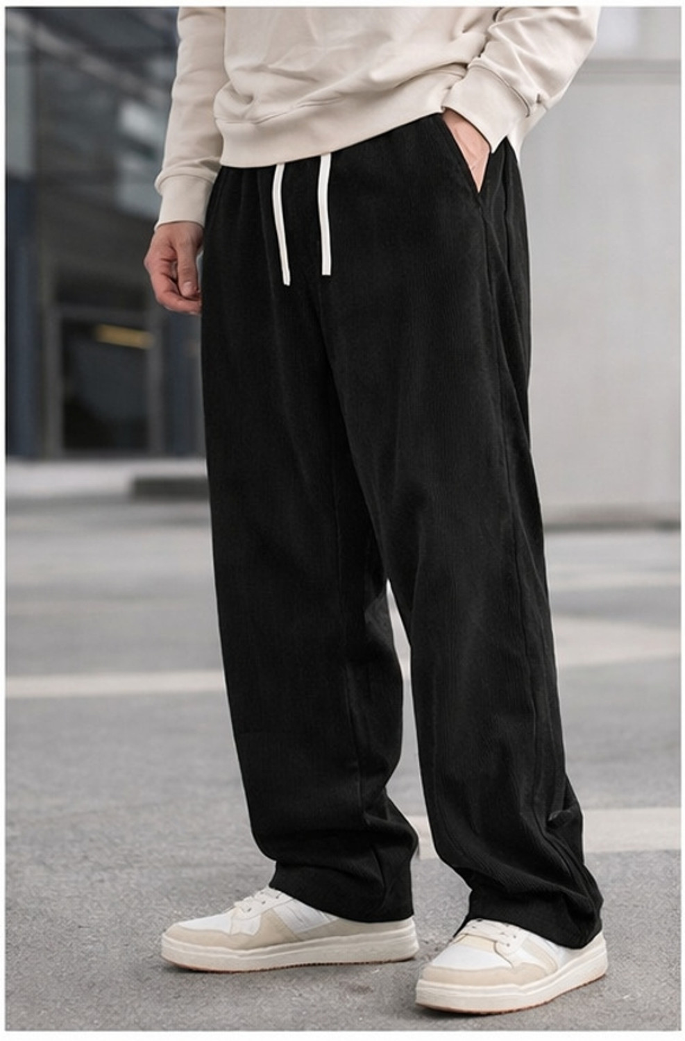 Image of Roadster Men Relaxed Multicolor Cotton Blend Trousers