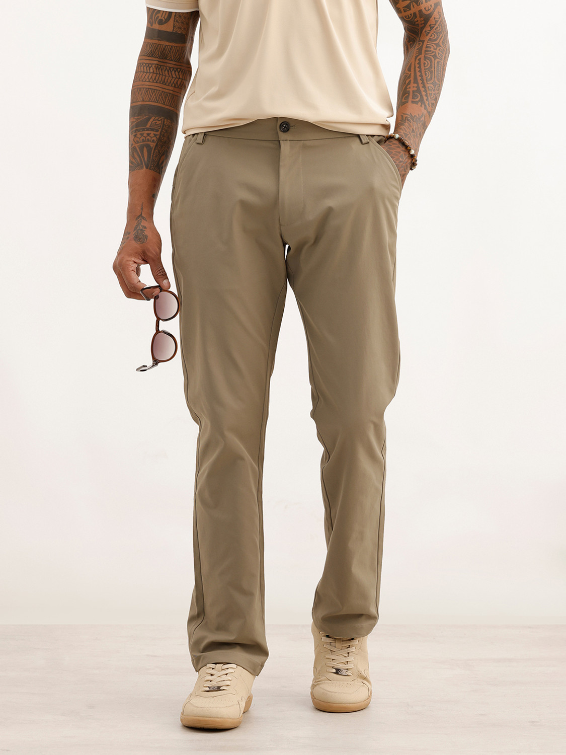 Image of FLYING MACHINE Men Tapered Brown Cotton Blend Trousers