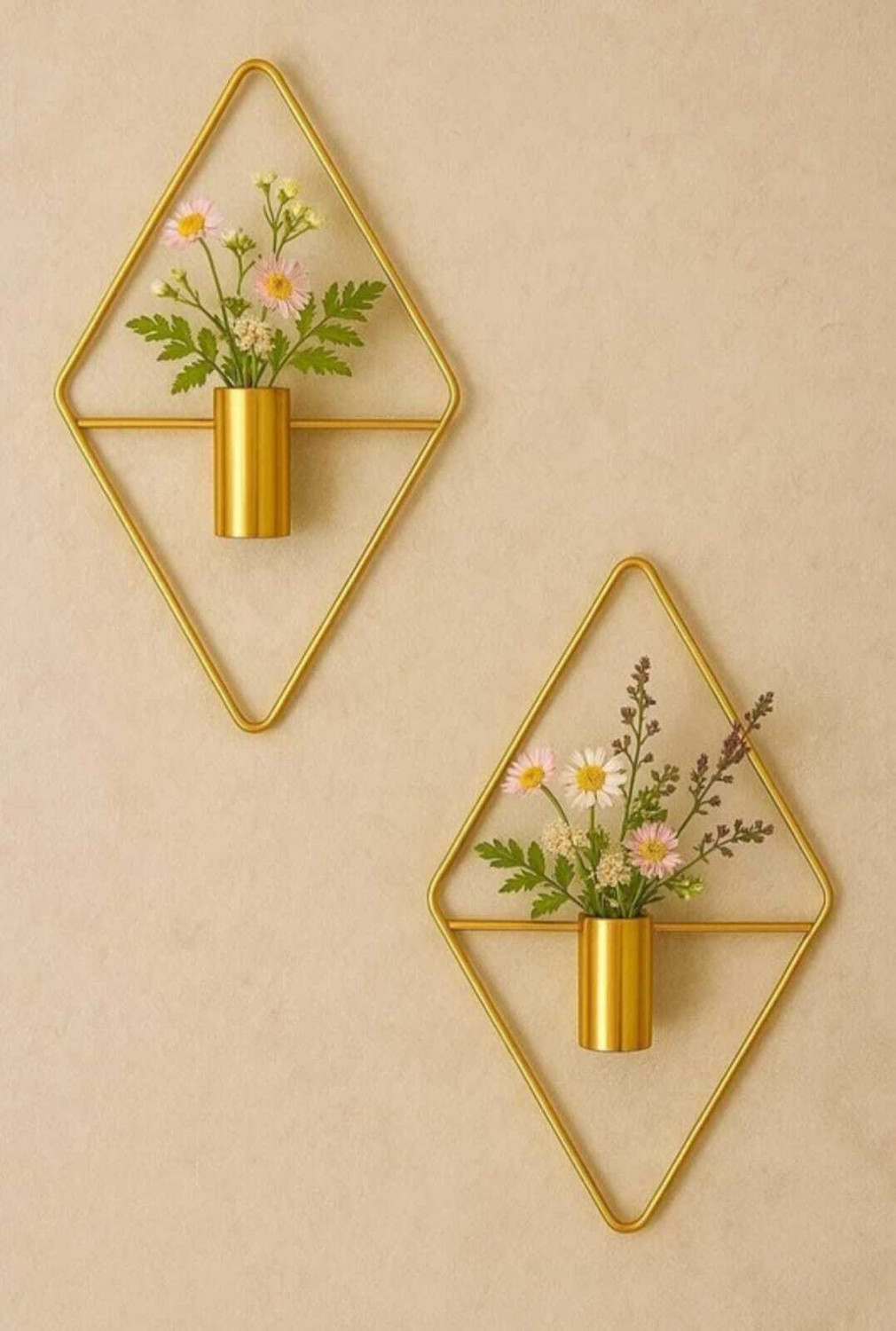 Image of SURIYA ART GOLDEN VASE Pack of 2 (25 cm X 12 cm, GOLDEN)