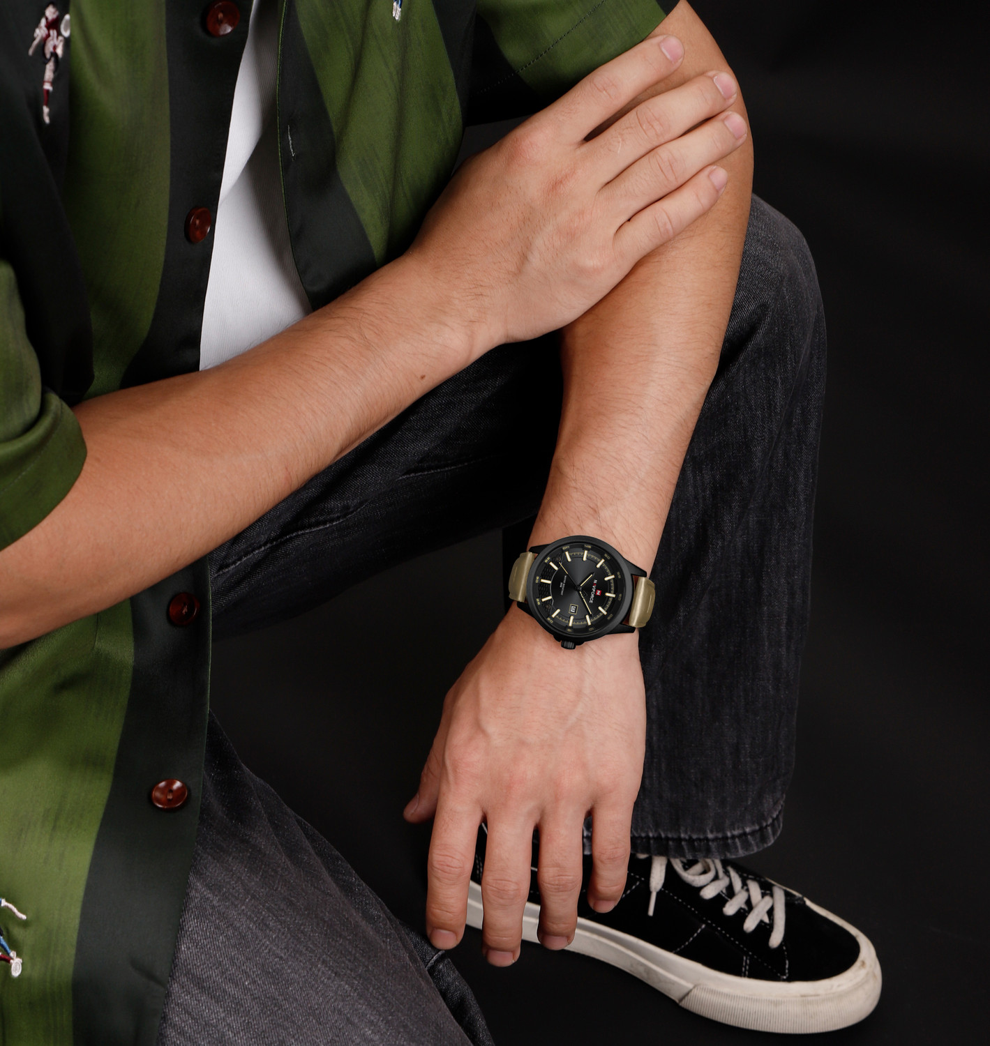 Image of NAVIFORCE Brown Men's Trendy Leather Strap Sports Waterproof Luminous Analog Watch - For Men NF9248L Simple and stylish