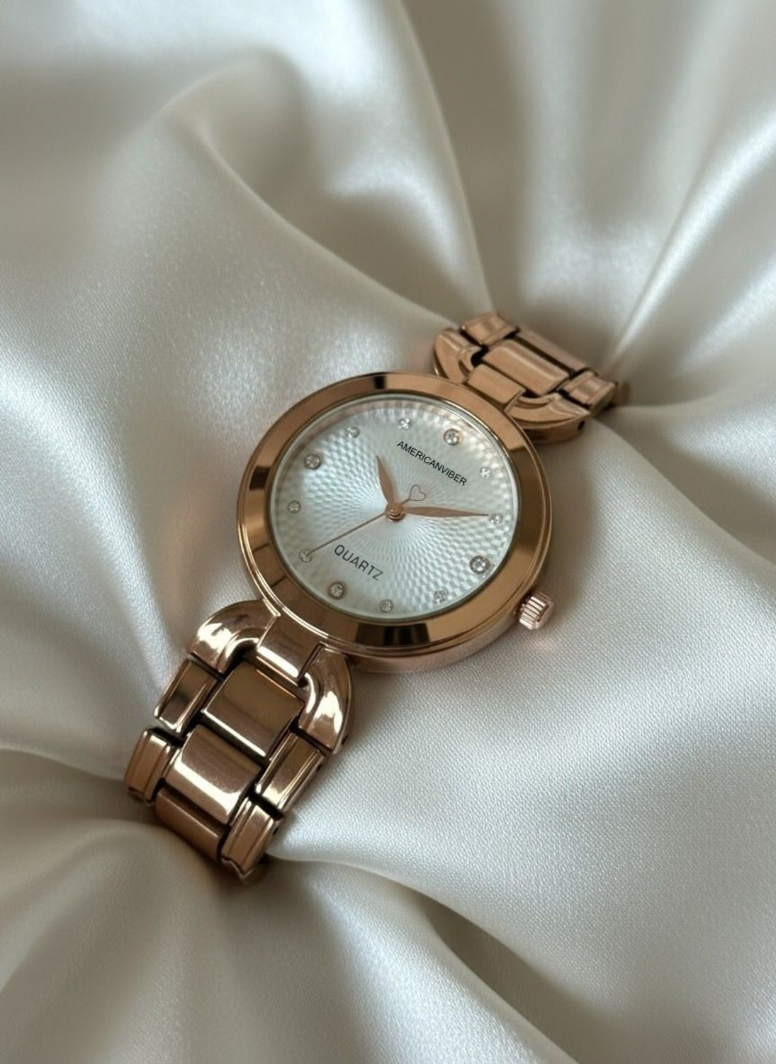 Image of TheHotPickz Vintage Watch Analog Watch - For Women Vintage Gold Chain Strap Women's Watch with Green Dial