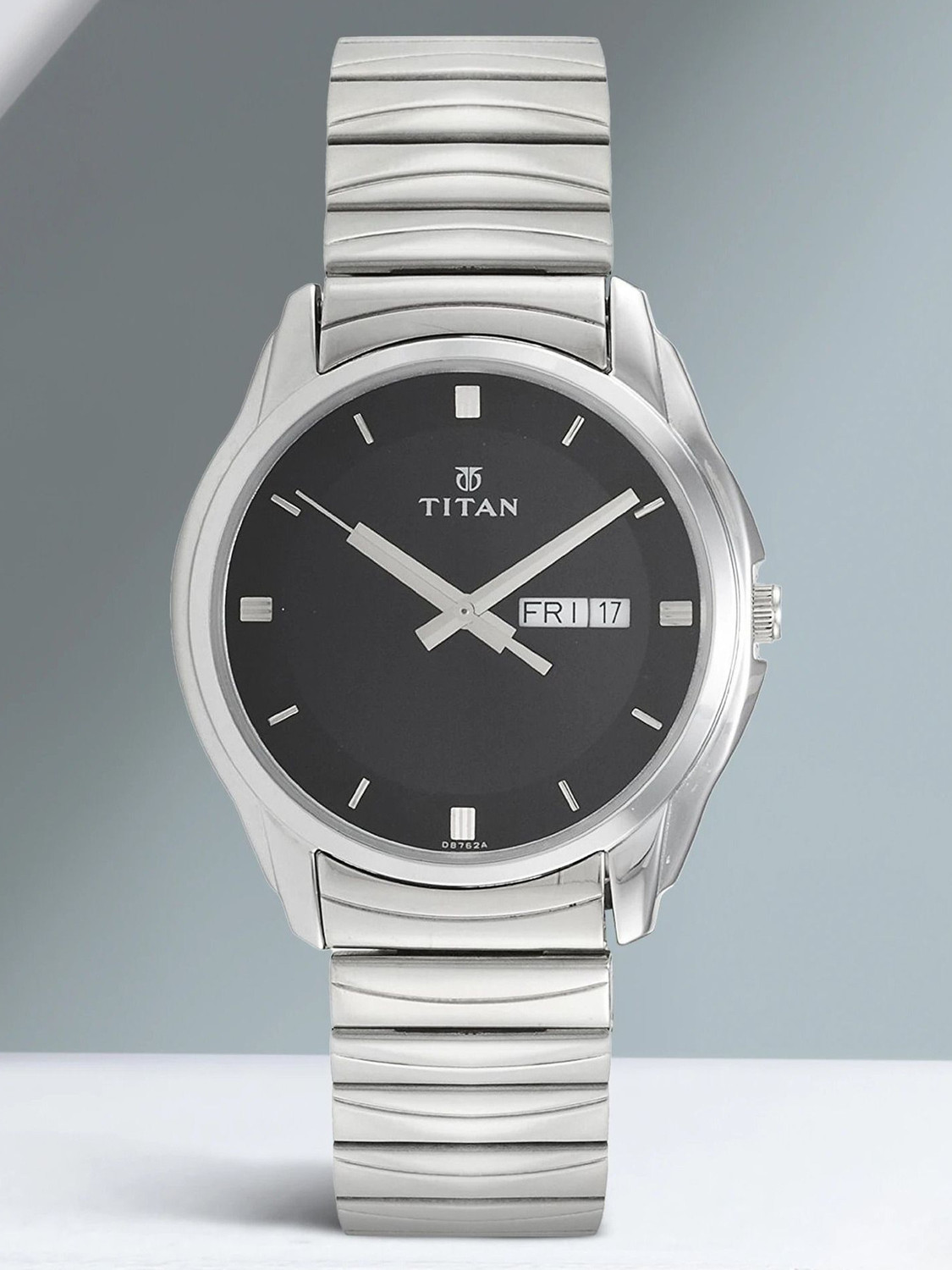 NH1578SM04 Analog Men's Watch – ₹2515, 10% Off on Flipkart