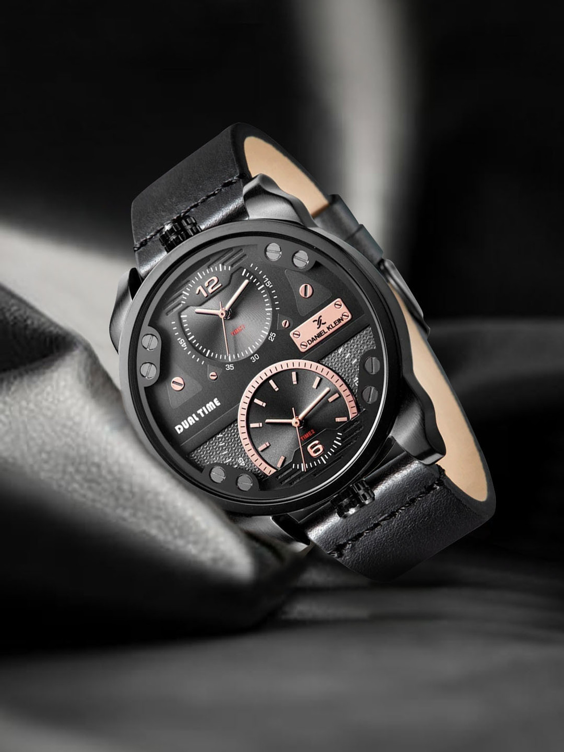 DK11125-1 Analog Men's Watch – Classic Design, ₹2649