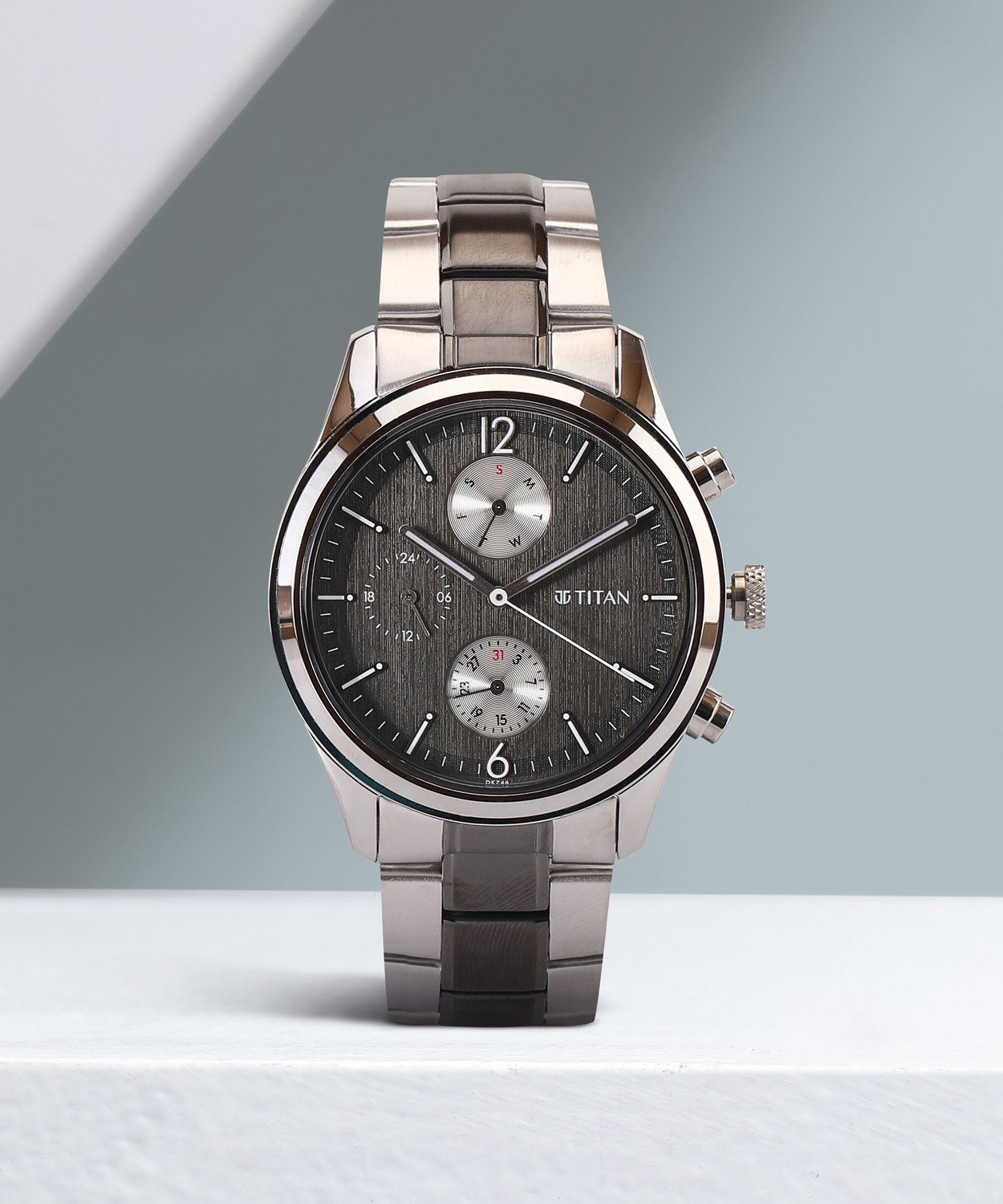 Titan neo on sale