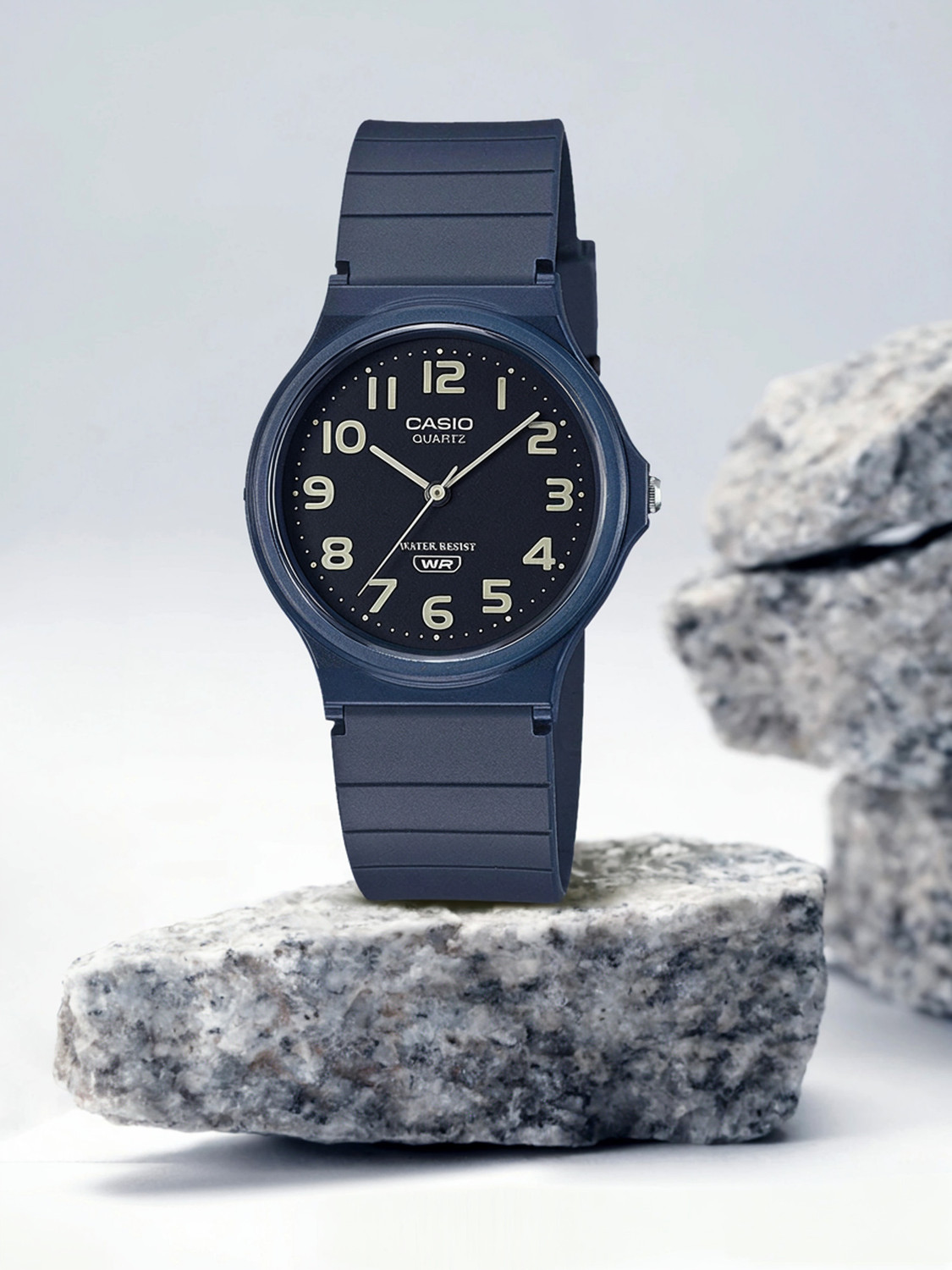 Casio MQ-24UC-2BDF Youth Analog Watch for Men – ₹899