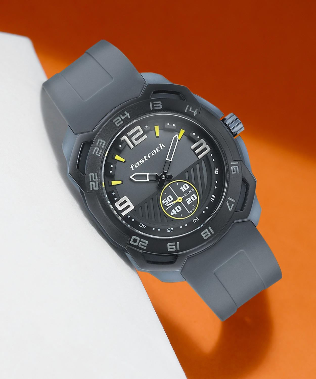 Fastrack 38044pp02 online