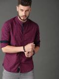 Roadster Men Checkered Casual Maroon Shirt