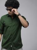 Roadster Men Solid Casual Dark Green Shirt