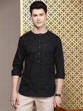 House of Pataudi Men Solid Straight Kurta (Black)