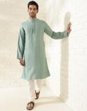 Fabindia Men Solid Straight Kurta (Green)