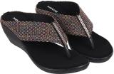 MOCHI Women Wedges (Black , 6)