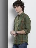 The Indian Garage Co. Men Checkered Casual Green Shirt