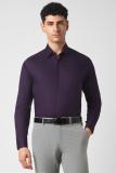 VAN HEUSEN Men Self Design Formal Red Shirt