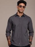 Roadster Men Solid Casual Grey Shirt