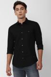 PETER ENGLAND Men Solid Casual Black Shirt