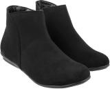 MOCHI Boots For Women (Black , 3)