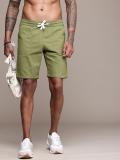 Roadster Solid Men Green Regular Shorts