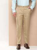 INVICTUS Regular Fit Men Khaki Trousers