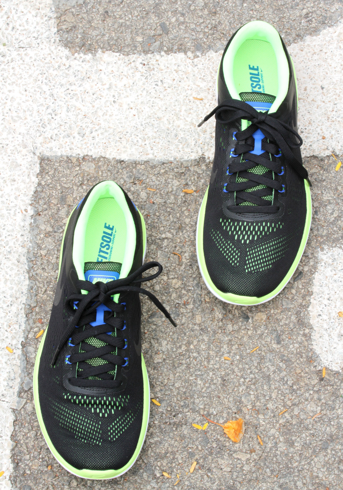 flipkart shoes offer nike