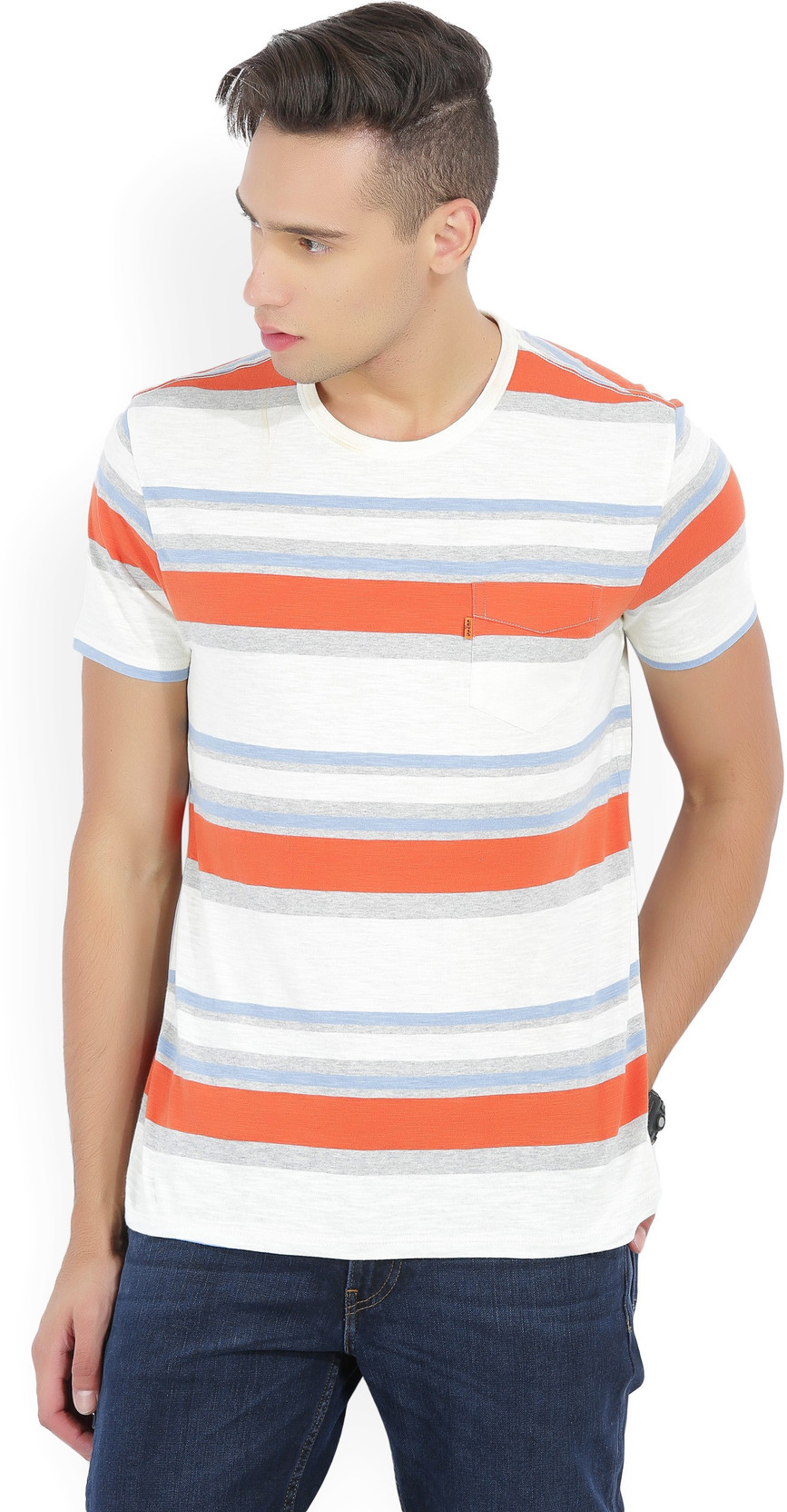 levis t shirt myntra