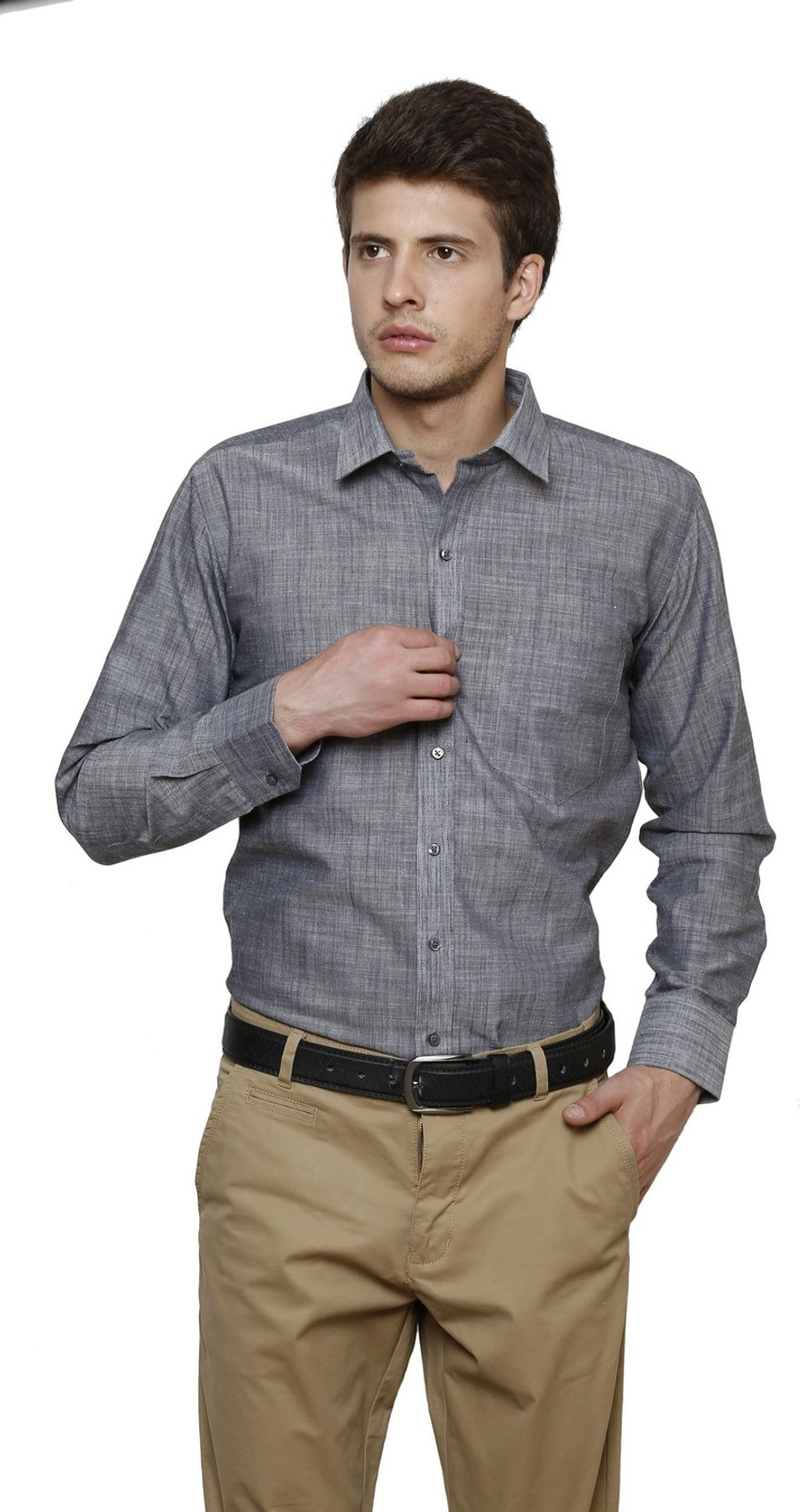 gray shirt gray pants