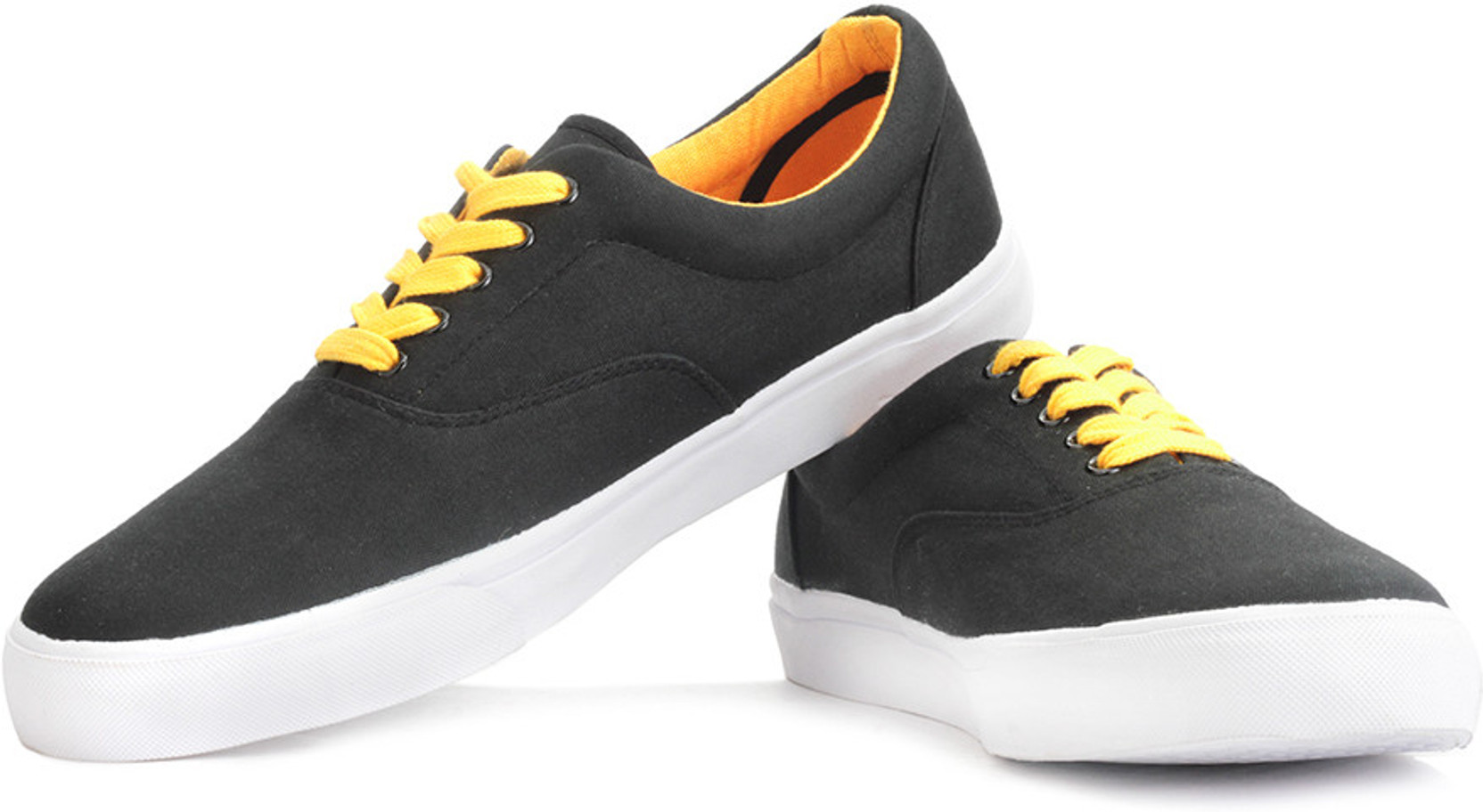 benetton shoes flipkart