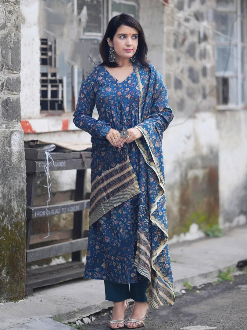 AnAdhTex Women’s Stylish Morpichh Floral Printed Anarkali Kurta Trouser Set with Dupatta Printed Anarkali Kurta, Bottom & Dupatta Set