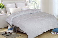 St. Cloud Plain Double Quilt(White) St. Cloud Plain Double Quilt(White)