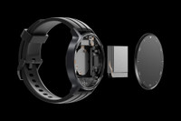 Showing battery of realme Watch S