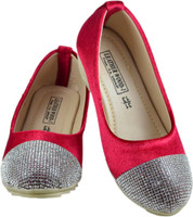 Leatherwood1 Girls Slip on Mojaris(Red) Leatherwood1 Girls Slip on Mojaris(Red)