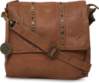 Latest Kompanero Laptop Bags Online Price Do you know any background info about this artist? online sasta aur badhiya products