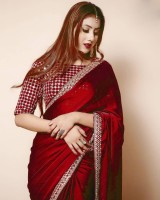 Nxika Plain Bollywood Silk Blend Saree(Red)