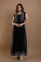 Daevish Women Maxi Black Dress