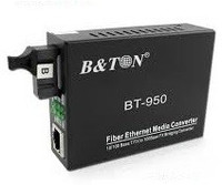 TECHGEAR 10/100Base Tx to 100Base-Fx 10/100M Single Fiber Single mode . 20KM SC Media Converter Blade Server