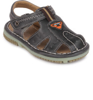Action Shoes Boys Sports Sandals RS.244.00