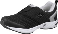 CAMPUS Montaya Running Shoes For Men(Silver, Black)