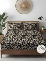 Weave & Decor Microfiber Super King Fitted (Elastic) 300 TC Printed 1 Bedsheet with 2 Pillow Covers(Black And Gold)