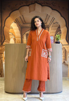 AADHYATREND Women Kurta Pant Set