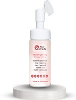 Chic Beauty Skin Brightening Foaming  with Built-in Silicone Brush Face Wash(150 ml)