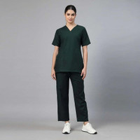 SHARMASCRUBS Women Medical Scrub – Doctors & Nurse Scrub Suit/ OT Dress (Forest Green, M) Shirt, Pant Hospital Scrub(Forest Green M)